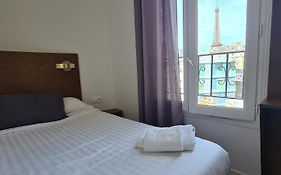 Dupleix Hotel